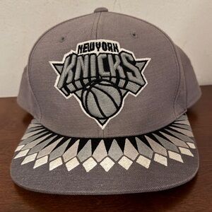 Knicks SnapBack cap.